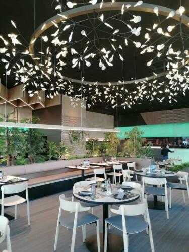 Allestimento piante artificiali presso ristorante Sushiko di Carpi