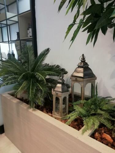 Allestimento fiori e piante artificiali presso ristorante coreano Soon centro Bologna