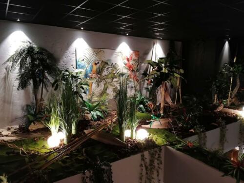 Allestimento piante e fiori artificiali presso Palapa a Parma