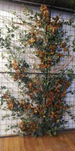 Allestimento fiori, piante artificiali presso Katane' Sapori Siciliani pasticceria siciliana a Tiburtina Roma piante rampicanti artificiali